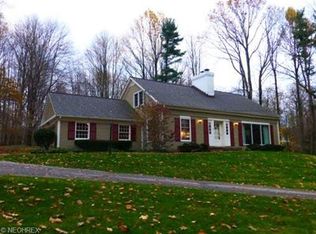 16523 Stone Ridge Rd, Chagrin Falls, OH 44023