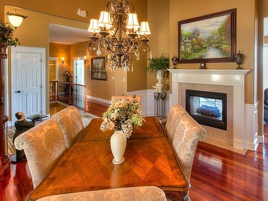 3rd image of 8602 E Red Oak Dr