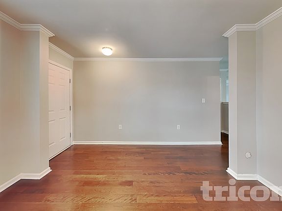 3rd image of 6931 Savannah Springs Dr