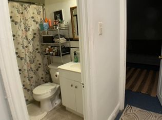 405 S 40th St #1R, Philadelphia, PA 19104