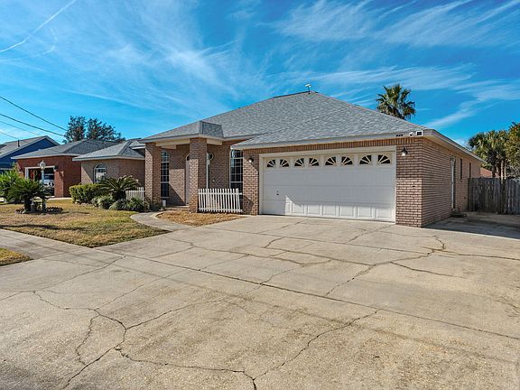2nd image of 329 Sailfish Cir