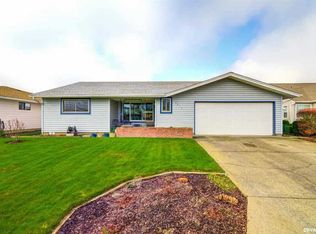 2015 Astor Way, Woodburn, OR