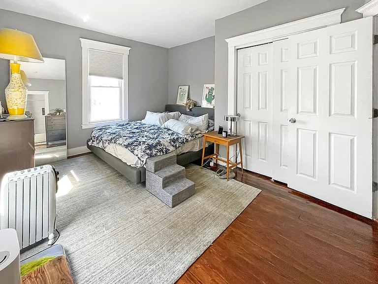 258 Nicoll St #3R — Photo 12