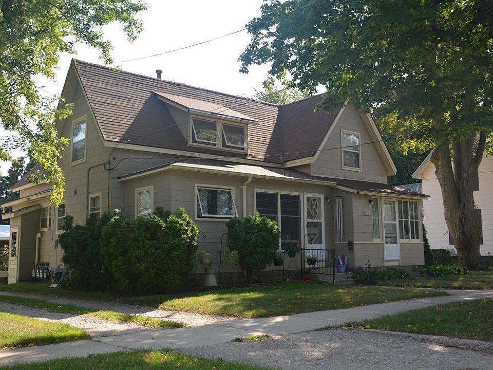 1st image of 80 Centennial Ave E