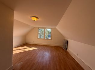 96 Elm St #3, Lewiston, ME 04240