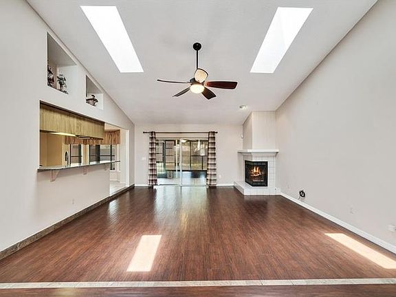 2nd image of 5513 Meadow Pine Ct