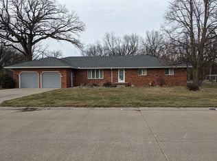 4 Rhett Butler Dr, Streator, IL 61364