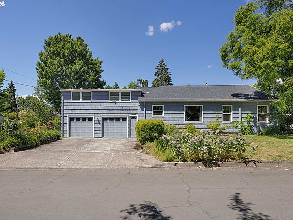 3rd image of 2490 Emerald St