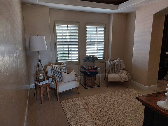 5th image of 610 Cynthia Ln