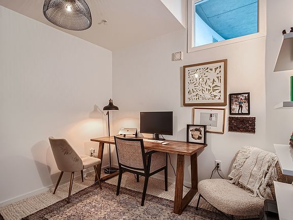 5th image of 360 Nueces St APT 2004
