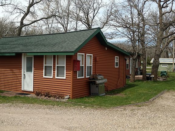 3rd image of Cabin 4 Co Hwy #145