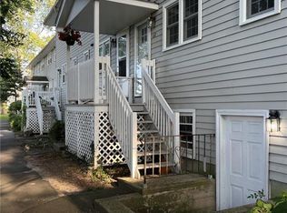 280 E Main St APT E2, Clinton, CT 06413