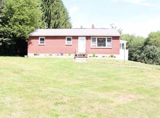 302 Closson Rd, Glenville, NY 12302
