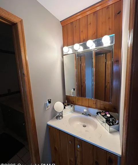 520 Maxine Dr — Photo 20