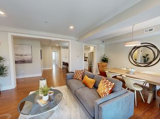 386A Harvard St #2, Cambridge, MA 02138