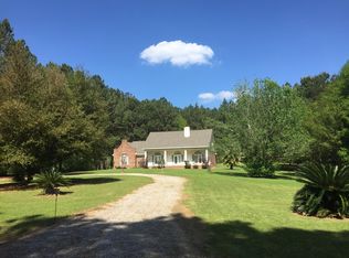 22 Melissa Hills Rd, Hattiesburg, MS 39401