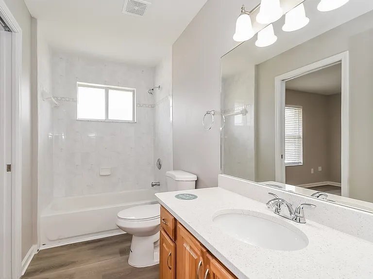 1514 Falkland Rd E — Photo 18