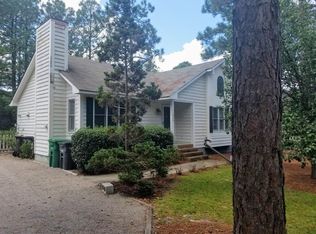 1330 Longleaf Dr E, Pinehurst, NC 28374