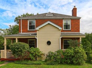 8250 Remington Dr, Pittsburgh, PA 15237