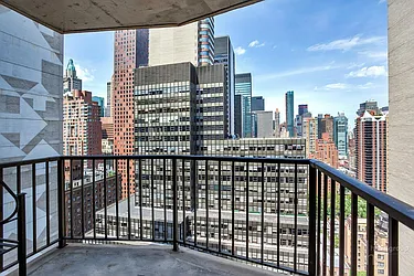 Rented by Hecht Group