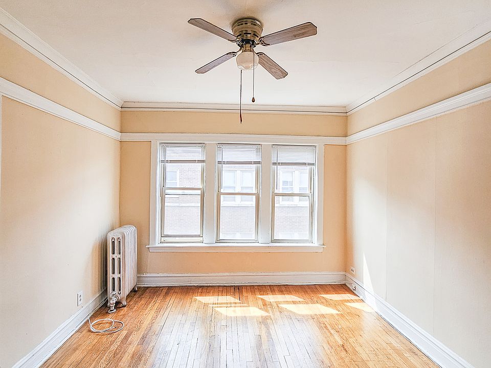 1st image of 4443.5 N Damen Ave #H3