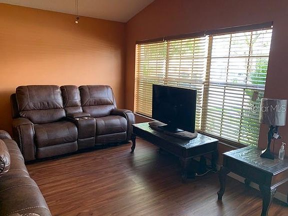 4th image of 1432 Brookebridge Dr