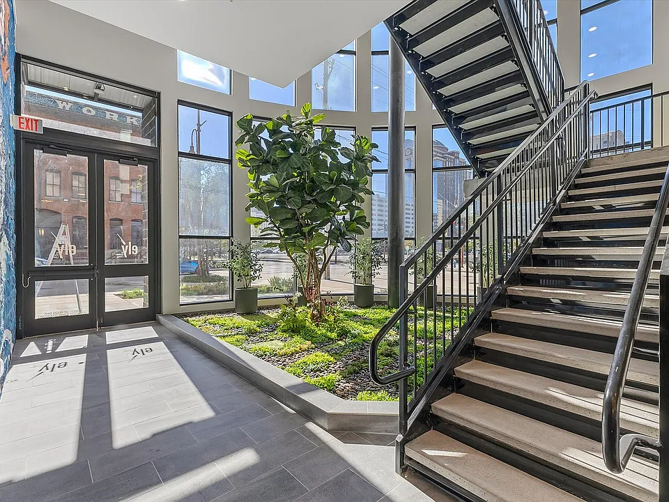 08-10 Crawford St-8
