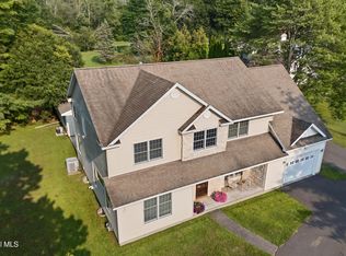 630 Lishakill Rd, Niskayuna, NY 12309