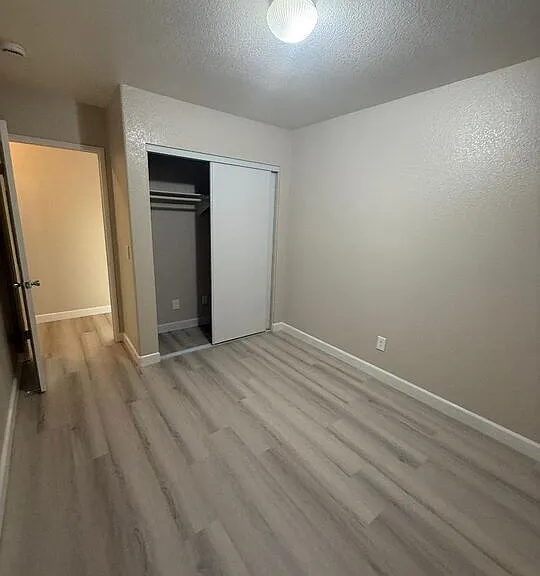 701 E Rivera Ave — Photo 14