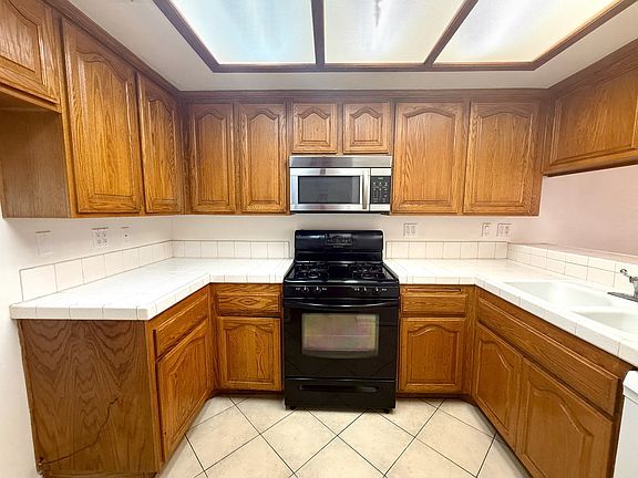 4th image of 11677 216th St