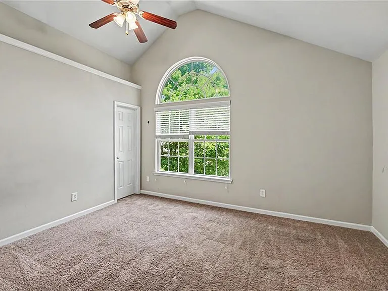 1230 Grey Rock Way — Photo 14