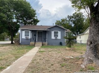 901 E Dullnig Ct, San Antonio, TX 78223