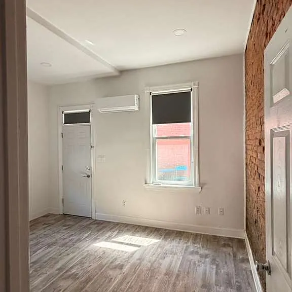 511 6th St NE #1 — Photo 12