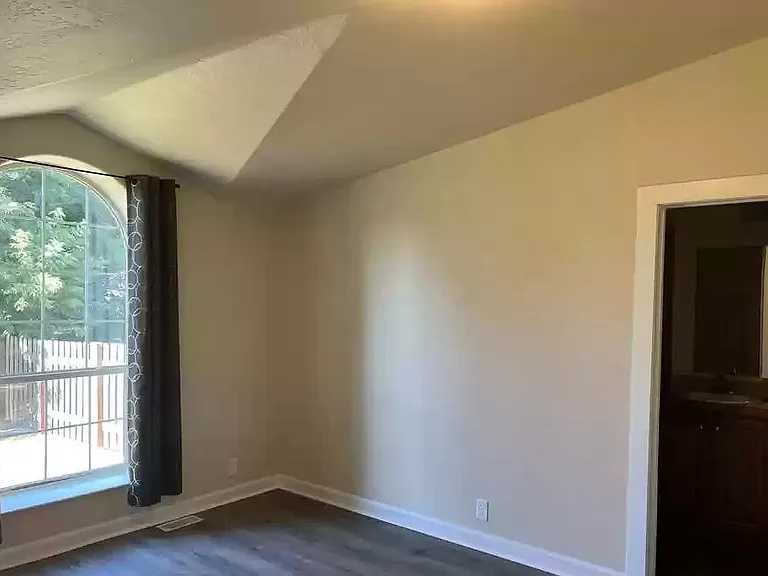 5910 Alfy Way — Photo 6