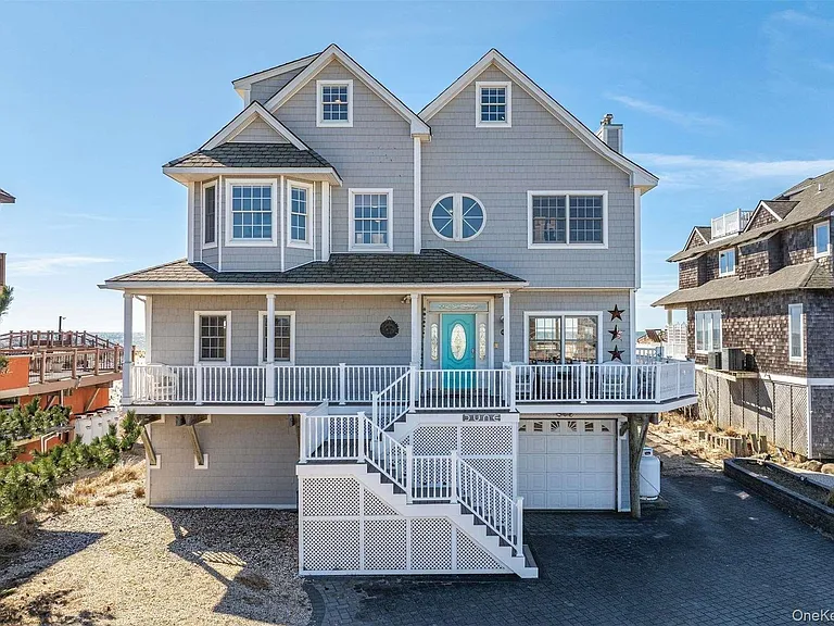 953B Dune Rd — Photo 1