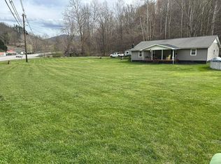 1290 State Highway 215, Evarts, KY 40828