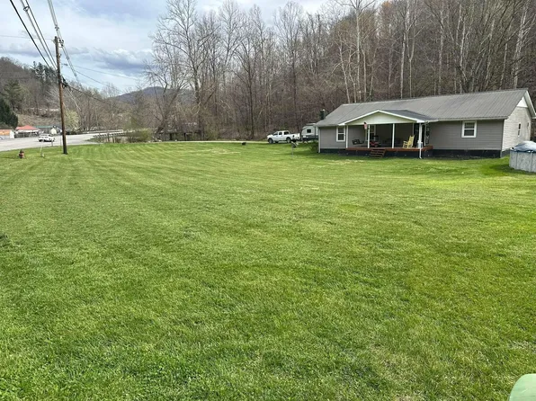 1290 State Highway 215, Evarts, KY 40828