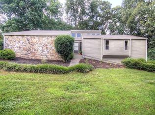 1124 Willow Trce, Grayson, GA 30017