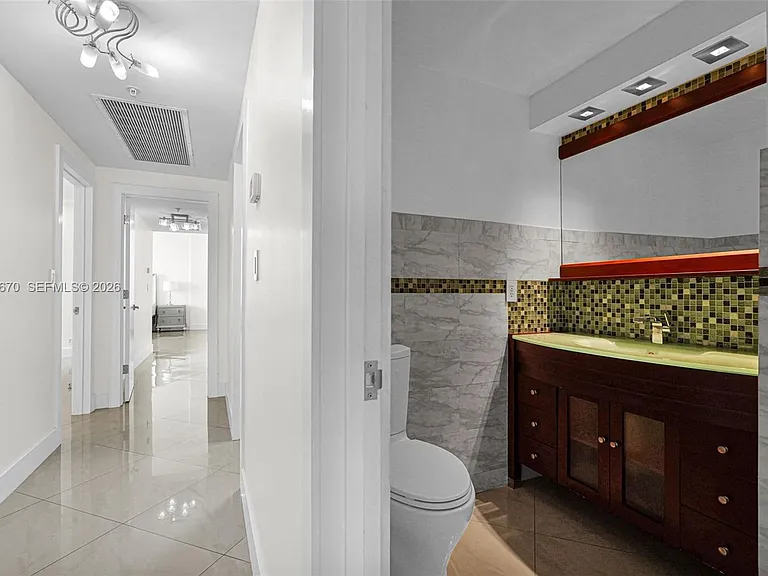 3001 S Ocean Dr #1611 — Photo 15