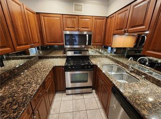 2479 Peachtree Rd NE APT 901, Atlanta, GA 30305