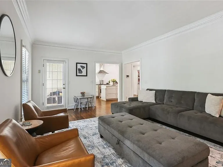 5684 River Oaks Pl NW — Photo 4
