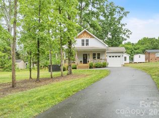 2029 Bost St, Lincolnton, NC 28092
