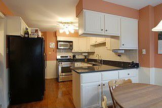 3rd image of 4851 Birchwood Ave