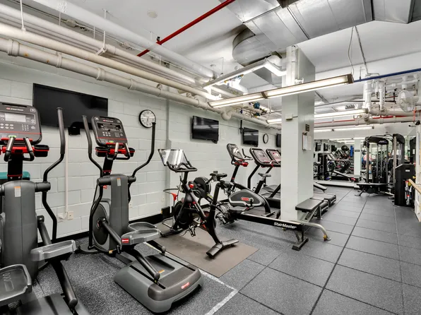 535 East 86th Street 21B image 17 of 18