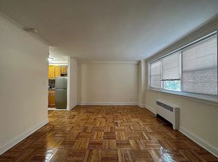 164-20 Highland Ave #1J, Jamaica, NY 11432