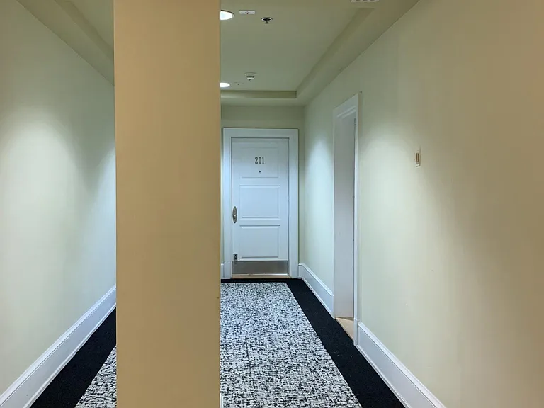 103 W Main St #201 — Photo 19