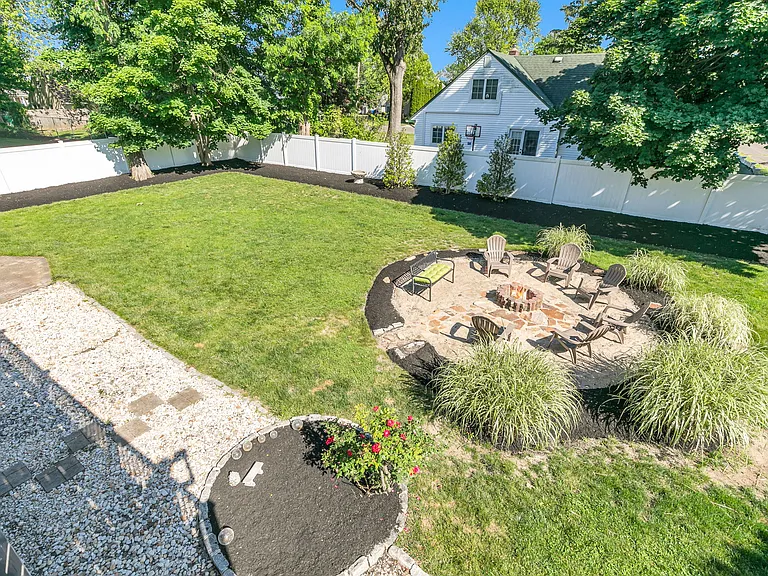 53 Field Ave — Photo 31