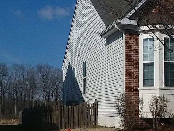 5th image of 2036 Chesterfield Rd