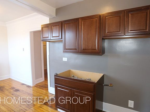 3rd image of 4029 W School St APT 3A