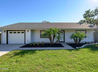 725 Horseman Dr, Port Orange, FL 32127